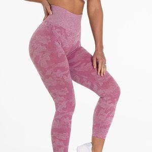 NVGTN leggings